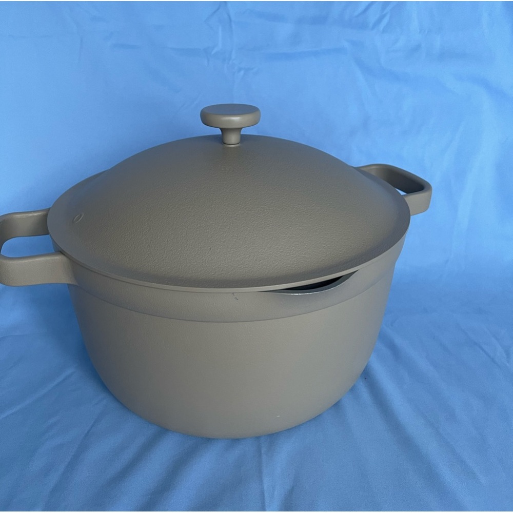 Our Place 5.5qt pot for Roasting, boiling and steaming